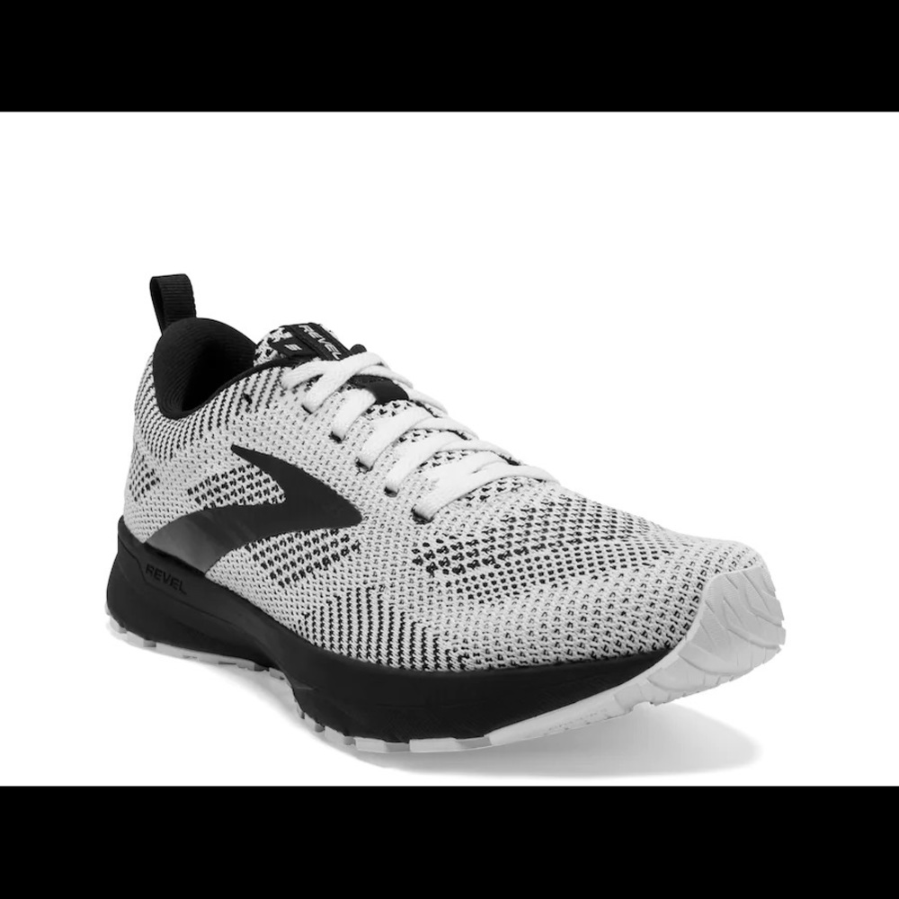 Brooks Revel 5 Women’s Size 6.5